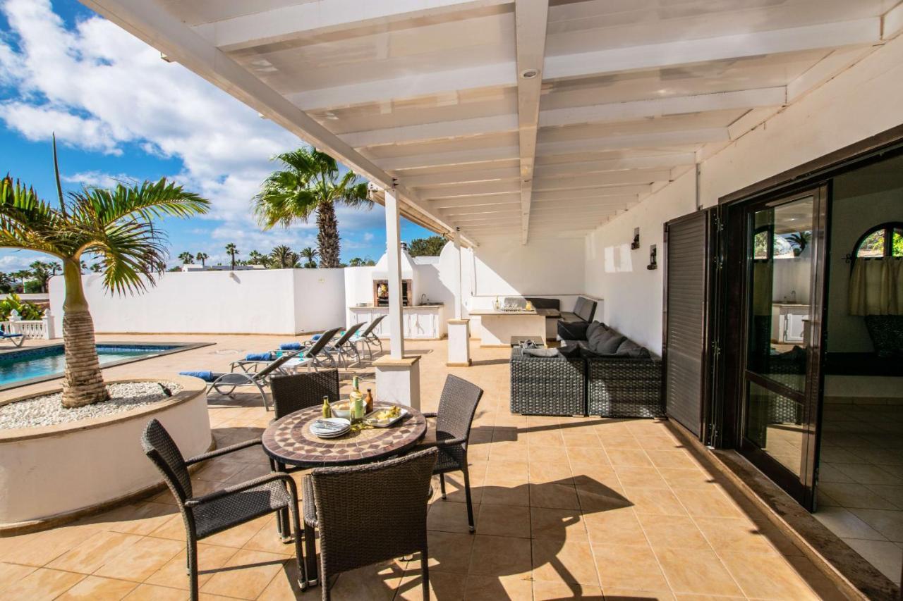 Villa Michelle - Lh114 By Villas Now Ltd Πλάγια Μπλάνκα Εξωτερικό φωτογραφία
