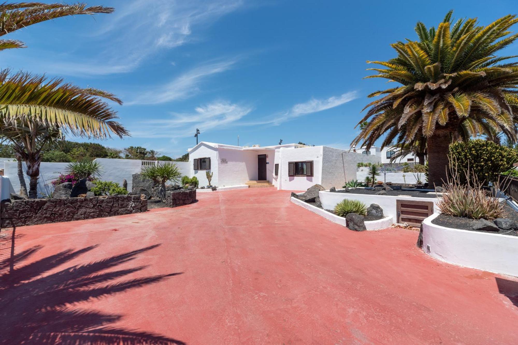 Villa Michelle - Lh114 By Villas Now Ltd Πλάγια Μπλάνκα Εξωτερικό φωτογραφία