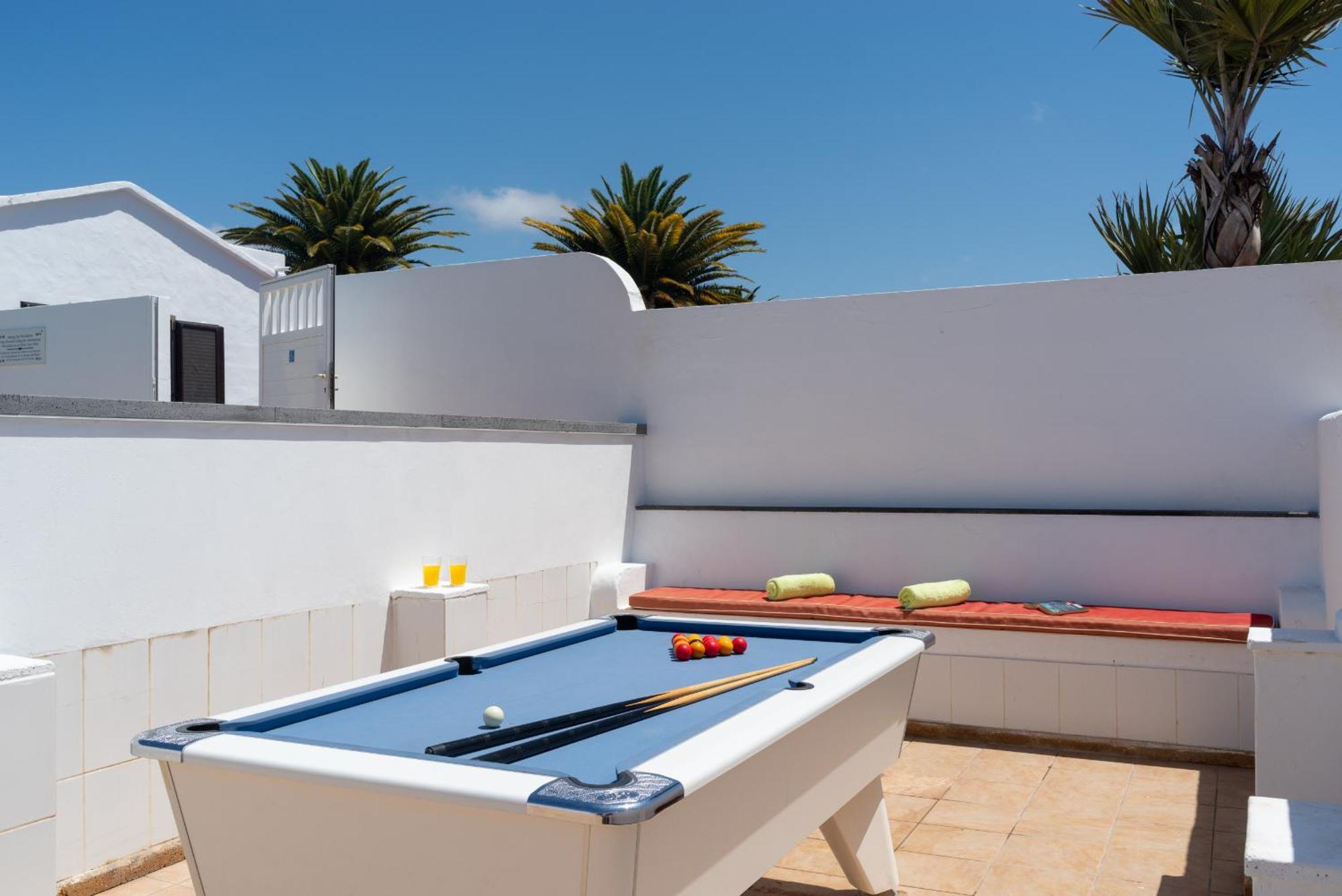 Villa Michelle - Lh114 By Villas Now Ltd Πλάγια Μπλάνκα Εξωτερικό φωτογραφία