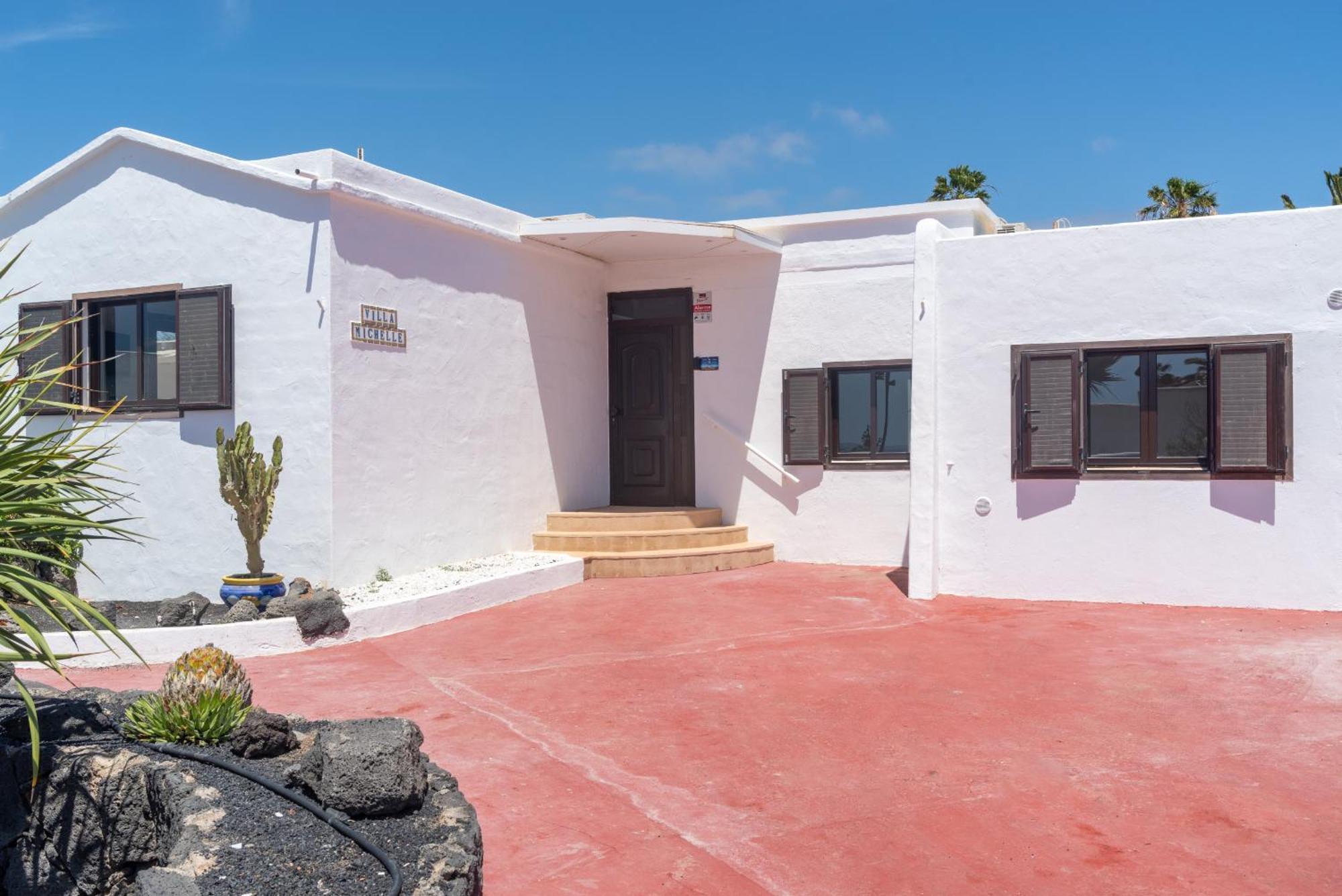 Villa Michelle - Lh114 By Villas Now Ltd Πλάγια Μπλάνκα Εξωτερικό φωτογραφία